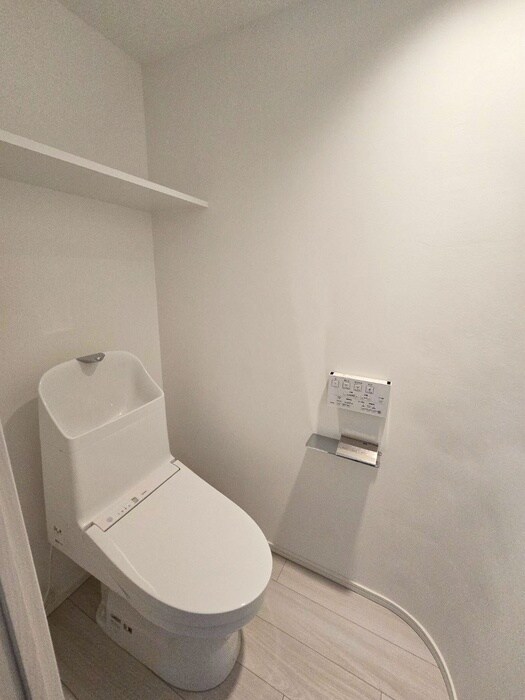 物件内観写真13　(トイレ)