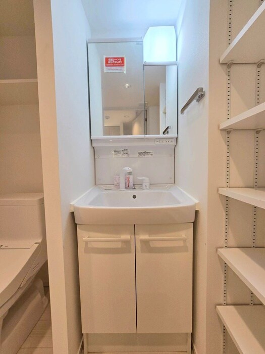 物件内観写真14　(洗面)