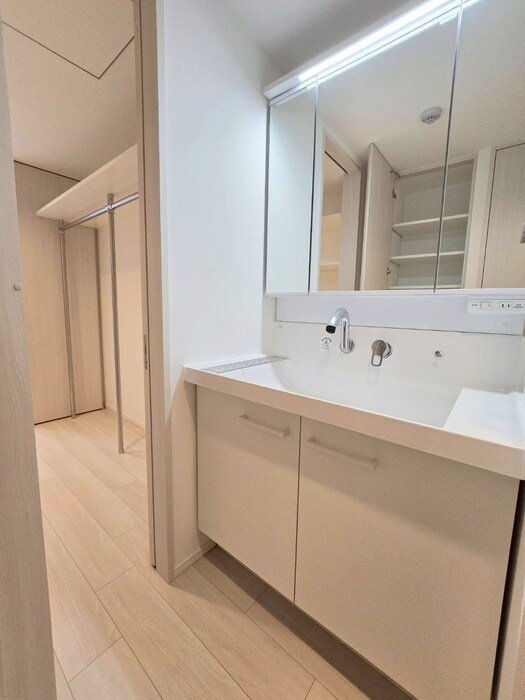 物件内観写真15　(洗面)