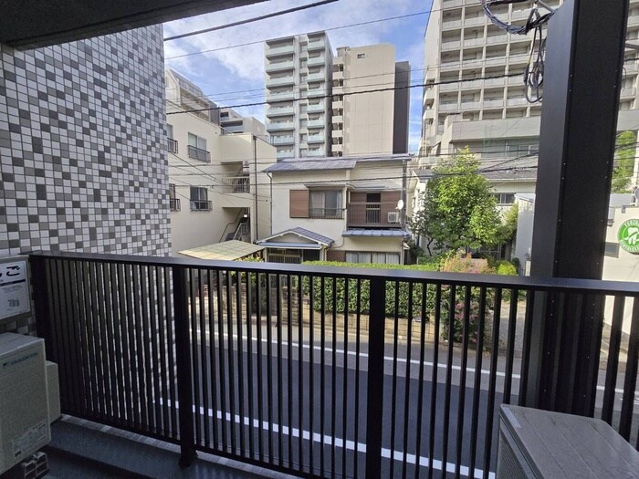 物件内観写真17　(室内からの展望)