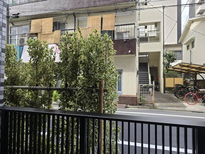 物件内観写真17　(室内からの展望)