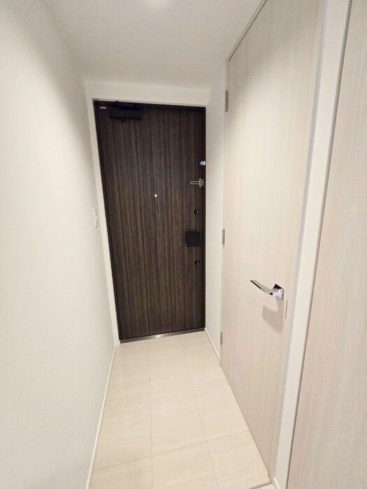 物件内観写真19　(玄関)