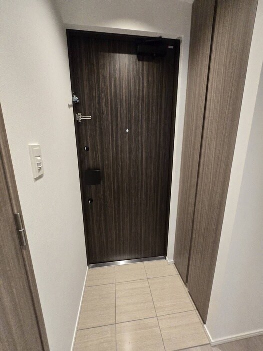 物件内観写真19　(玄関)