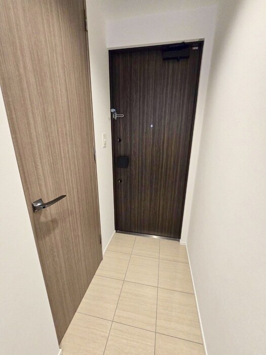 物件内観写真19　(玄関)