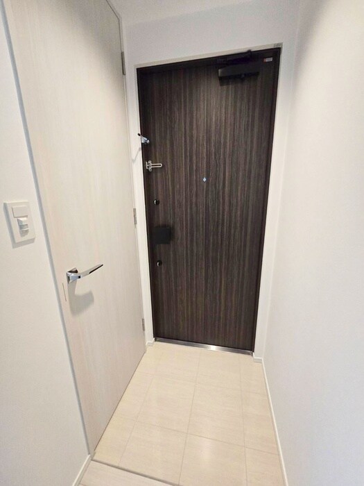 物件内観写真19　(玄関)