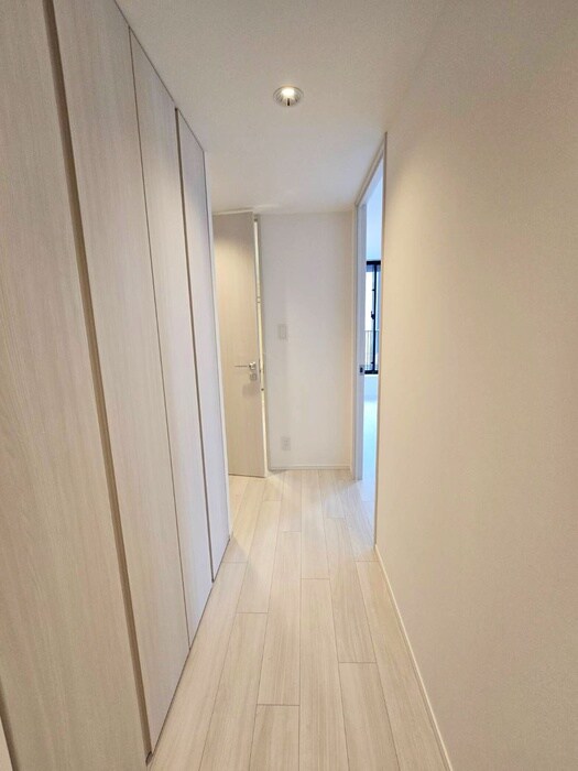 物件内観写真20　(廊下)