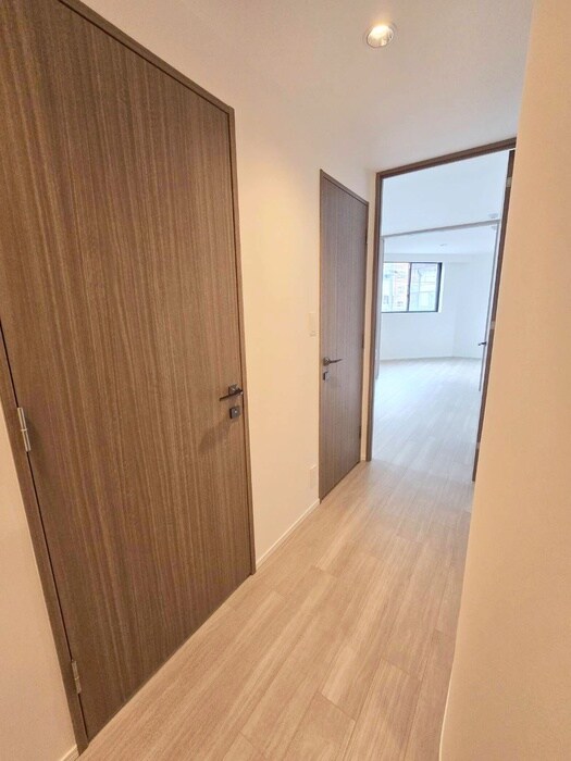 物件内観写真20　(廊下)