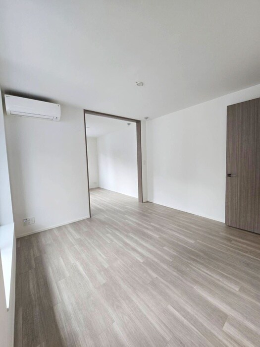 物件内観写真21　(居室)