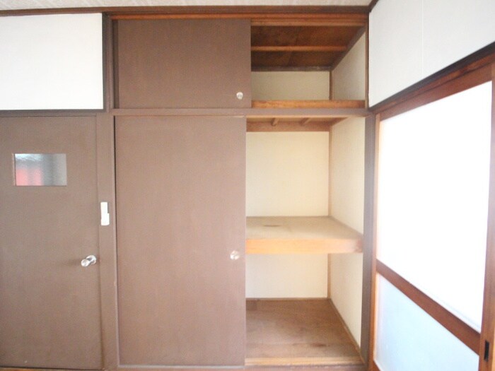 物件内観写真10　(収納)