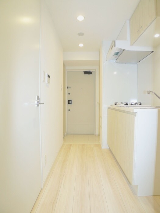 物件内観写真18　(廊下)