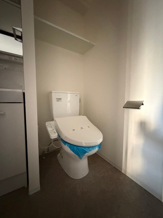 物件内観写真9　(トイレ)
