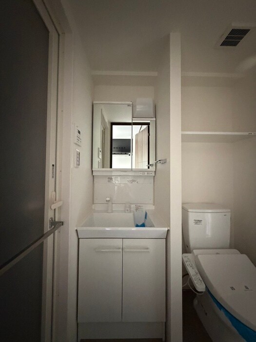 物件内観写真10　(洗面)