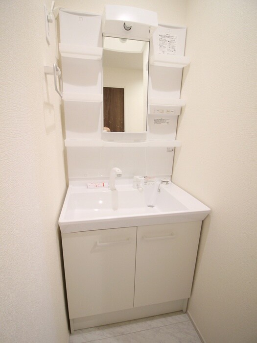 物件内観写真13　(洗面)