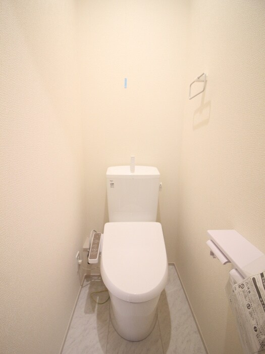 物件内観写真14　(トイレ)