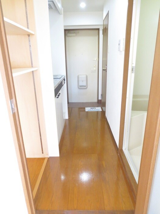 物件内観写真7　(廊下)