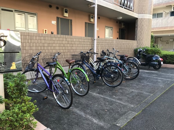 駐輪場