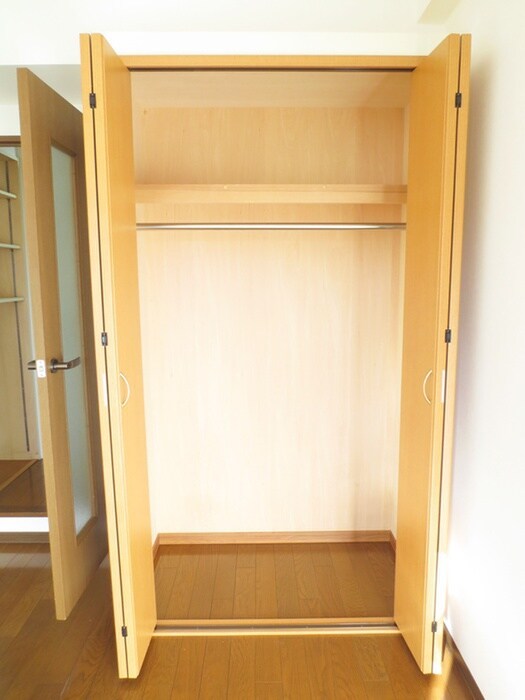 物件内観写真11　(収納)