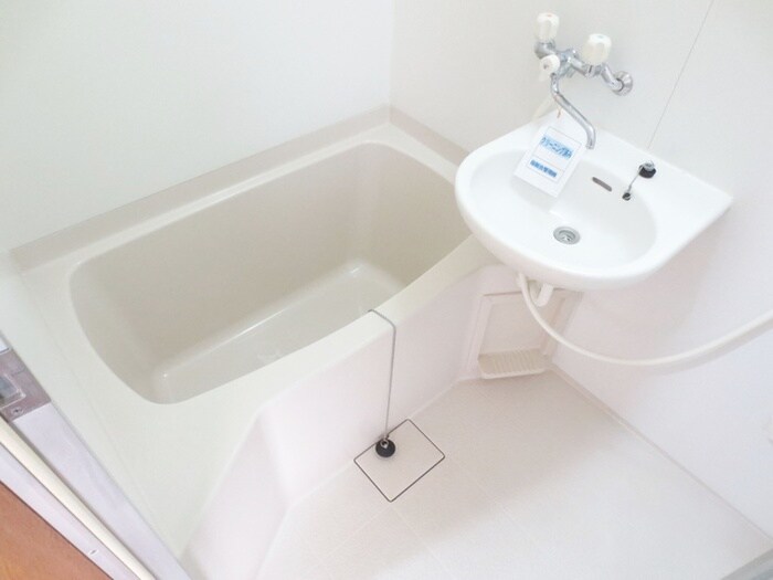 物件内観写真13　(バス／シャワールーム等)