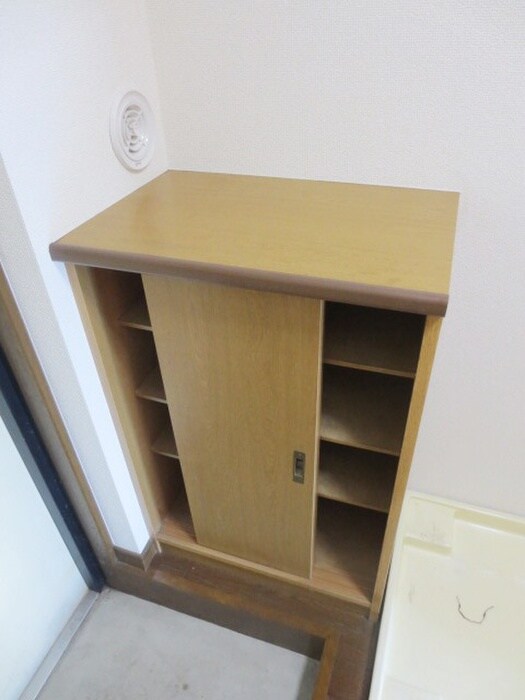 物件内観写真15　(靴箱)