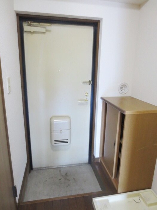 物件内観写真17　(玄関)