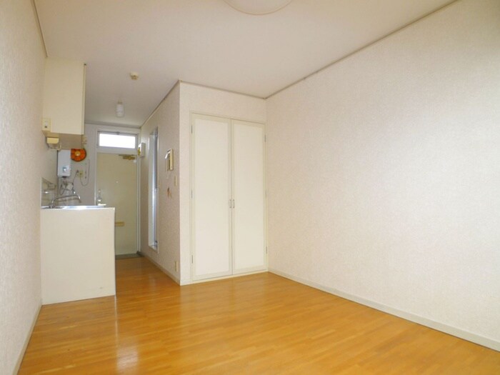 物件内観写真9　(居室)