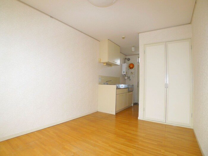 物件内観写真10　(居室)