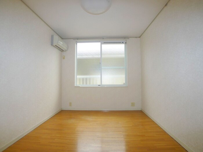 物件内観写真11　(居室)