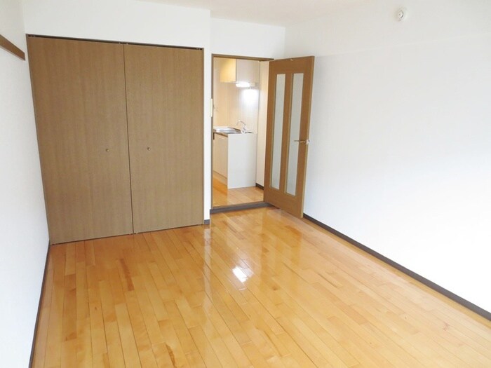 物件内観写真10　(居室)