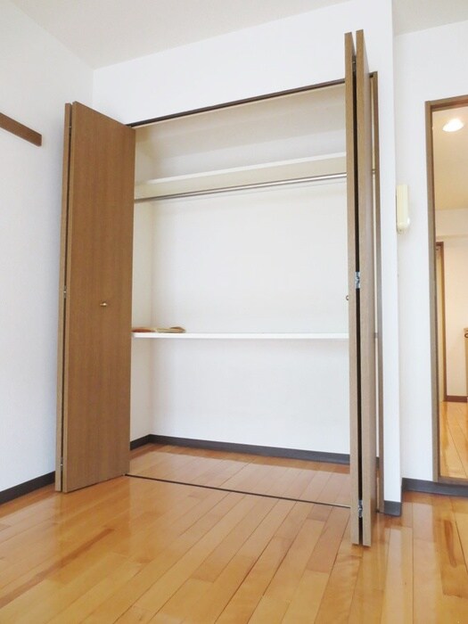 物件内観写真12　(収納)