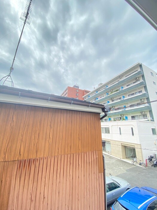 物件内観写真19　(室内からの展望)