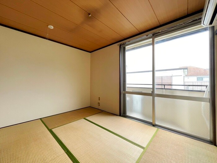 物件内観写真6　(居室)