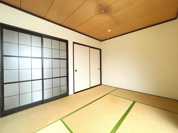 物件内観写真9　(居室)