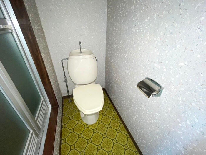 物件内観写真13　(トイレ)