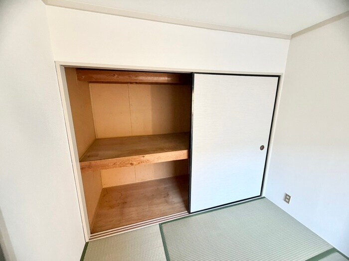 物件内観写真21　(収納)