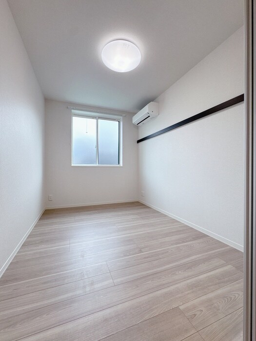 物件内観写真22　(居室)