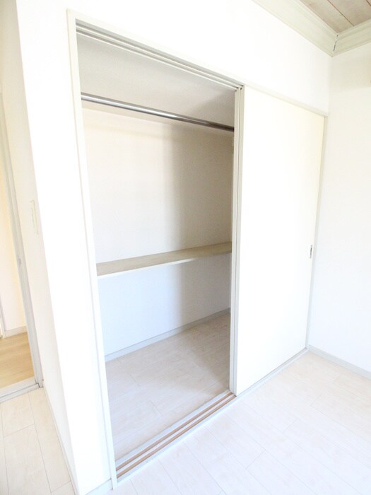 物件内観写真16　(収納)