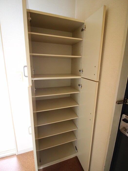 物件内観写真22　(靴箱)