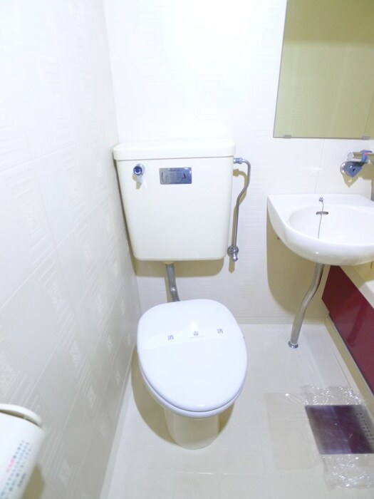 物件内観写真14　(トイレ)