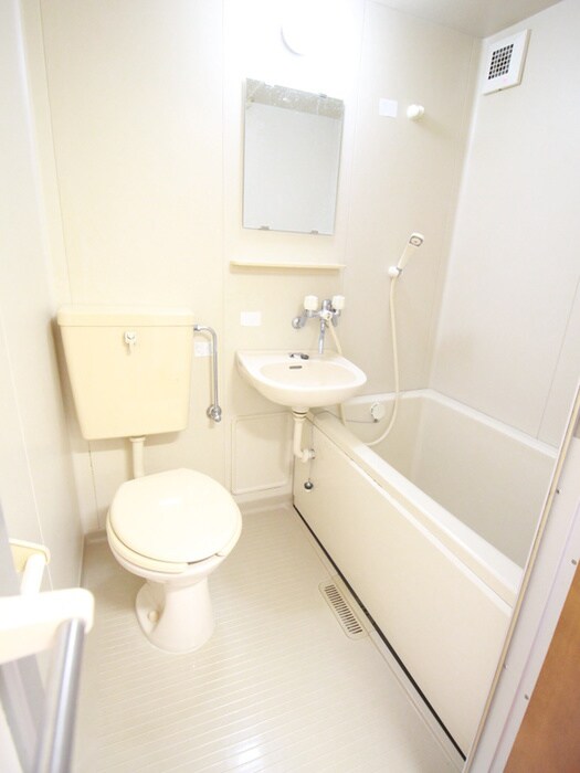 物件内観写真10　(バス／シャワールーム等)