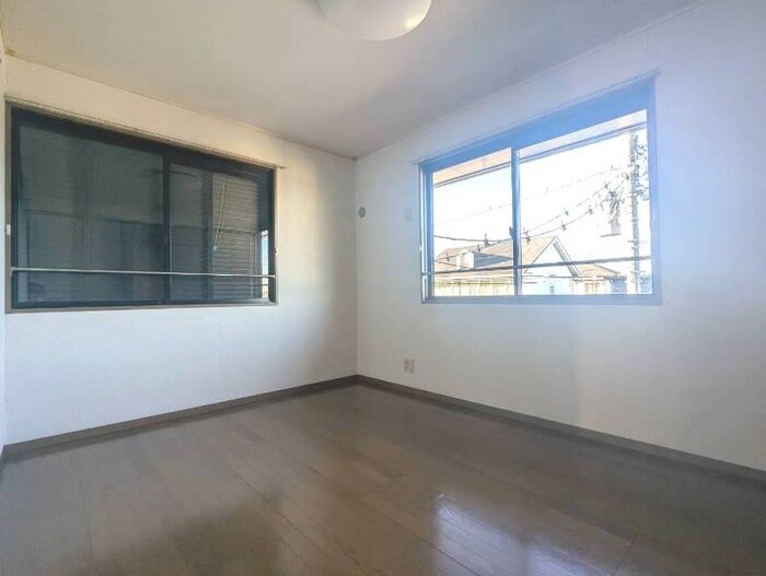 物件内観写真6　(居室)