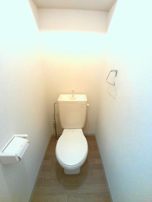 物件内観写真8　(トイレ)