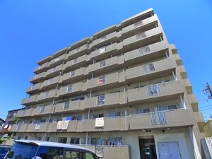 リバ－サイドマキバ外観写真