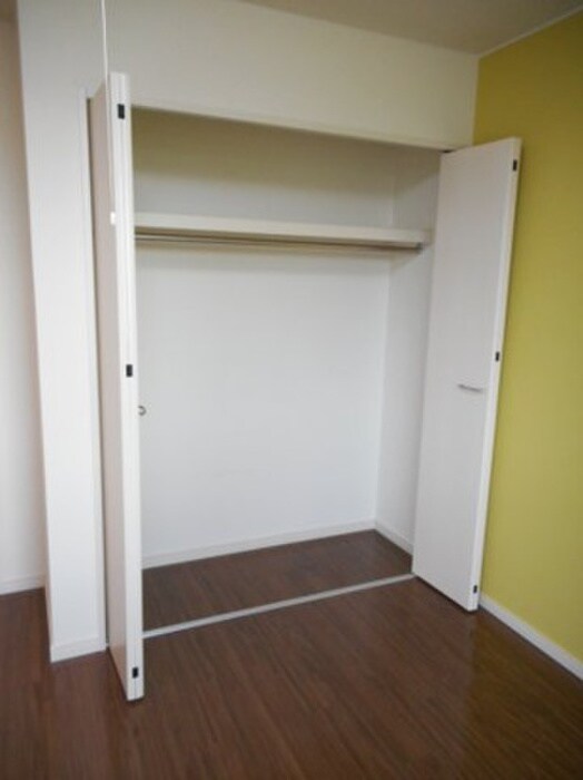 物件内観写真7　(収納)