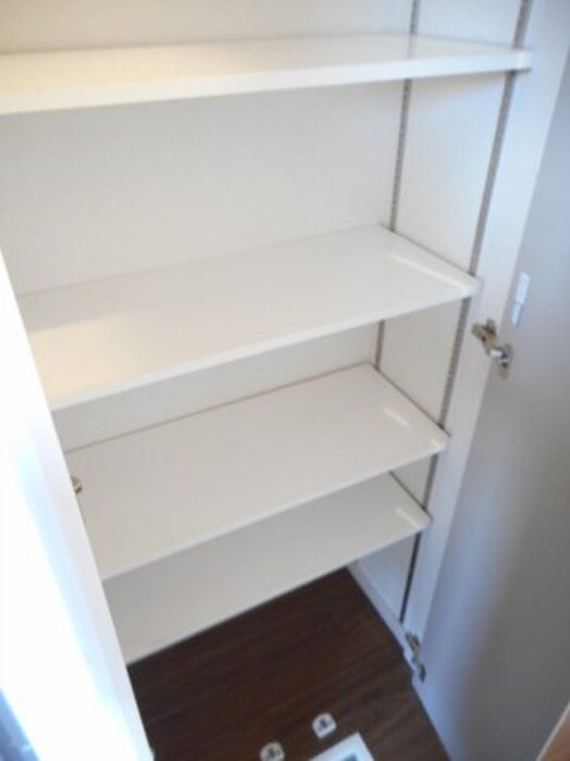 物件内観写真16　(靴箱)