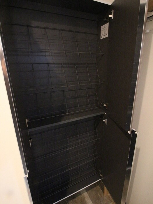 物件内観写真17　(靴箱)