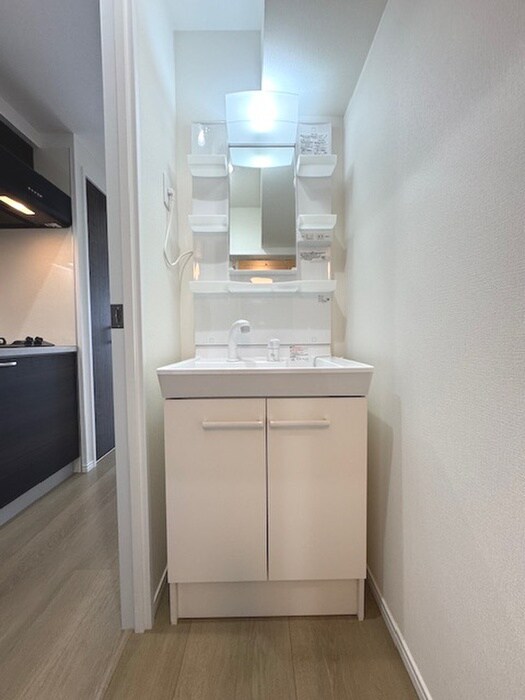 物件内観写真13　(洗面)