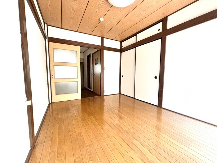 物件内観写真9　(居室)