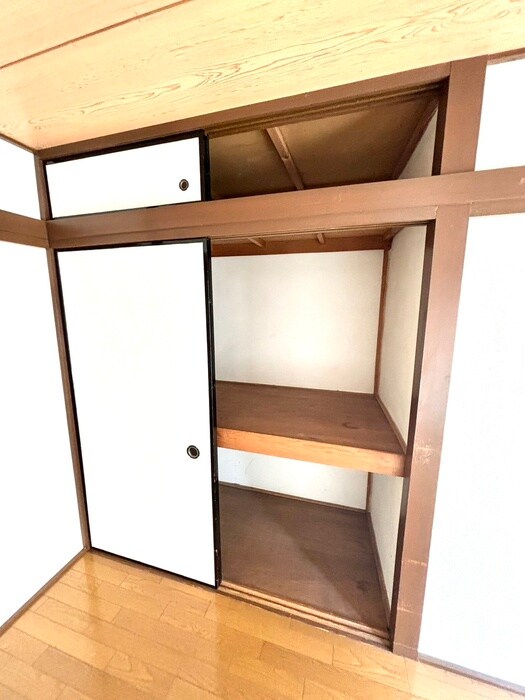 物件内観写真10　(収納)