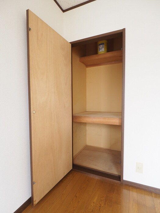 物件内観写真9　(収納)