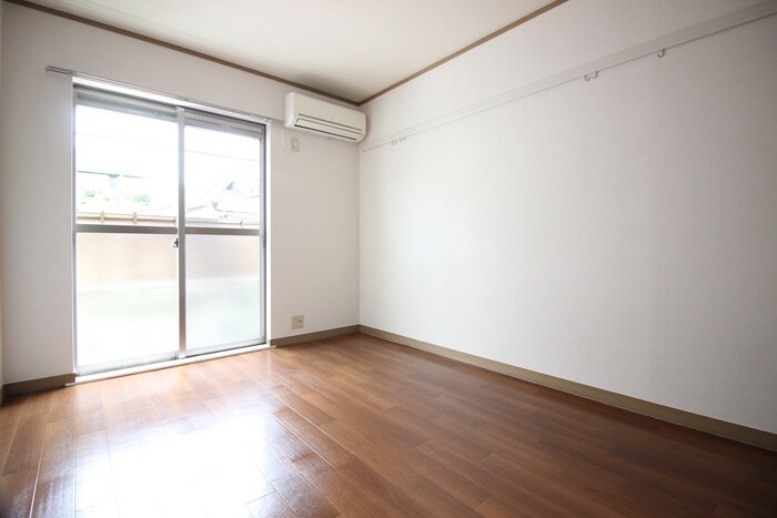 物件内観写真14　(居室)